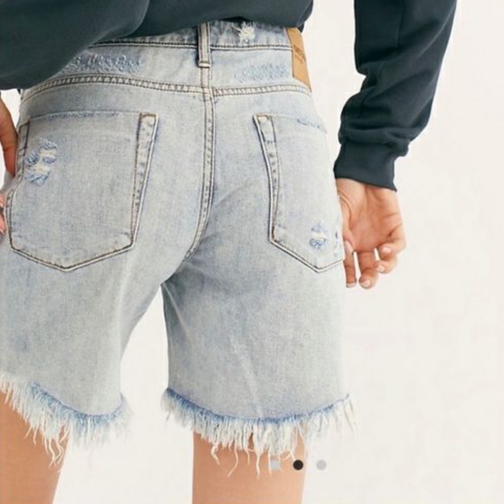 One Teaspoon Stevies Shorts NWT - Picture 2 of 4